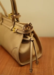 Сумка medium tote bag из кожи
 фото 803029